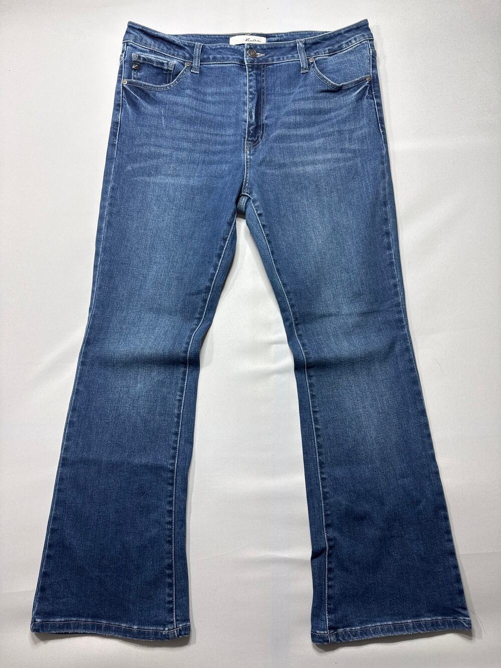 KanCan Los Angeles Women's Bootcut Blue Stretch Jeans - Size 14 (34x30)